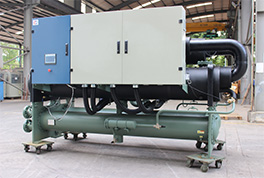 檢測出廠冷水機，恒星嚴格遵守產品標準