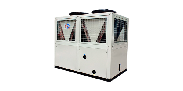 低溫風(fēng)冷渦旋熱泵機(jī)組智能化控制，用戶可隨時(shí)了解機(jī)組情況